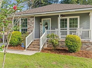30752 Arlington Dr, Denham Springs, LA 70726