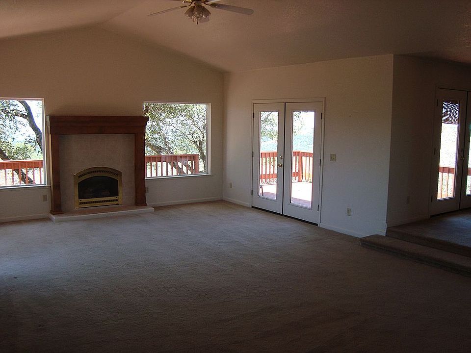 1st image of 20221 Moyle Dr