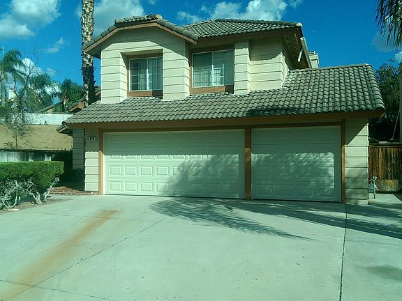 2nd image of 379 Yellowstone Cir
