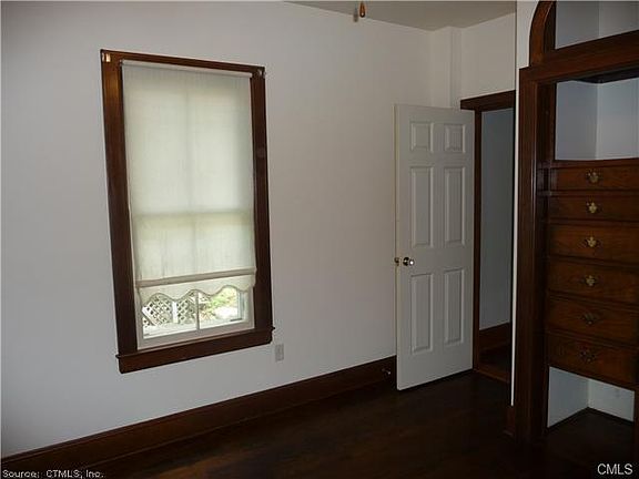 3rd image of 147 Westfield Ave