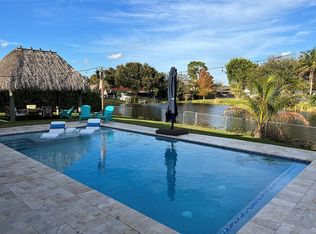 1070 SW 129th Way, Davie, FL 33325