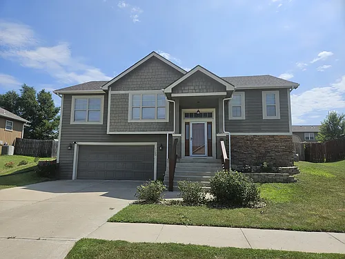 1109 Meadowbrooke Ln Photo 1