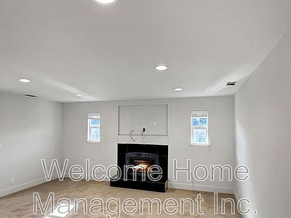 3rd image of 179 Brown Dr