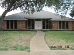 916 Lakeland Dr, Mesquite, TX 75149