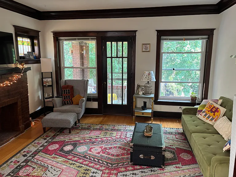 1739 W Catalpa Ave #3W — Photo 2