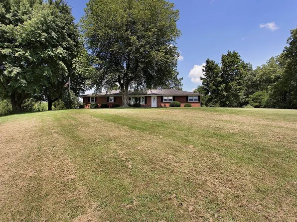 6743 Ashridge Arnheim Rd, Sardinia, OH 45171