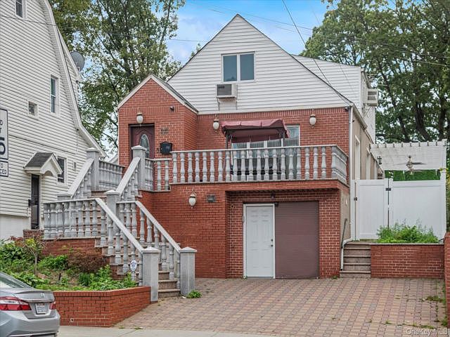 1st image of 85-66 188th St