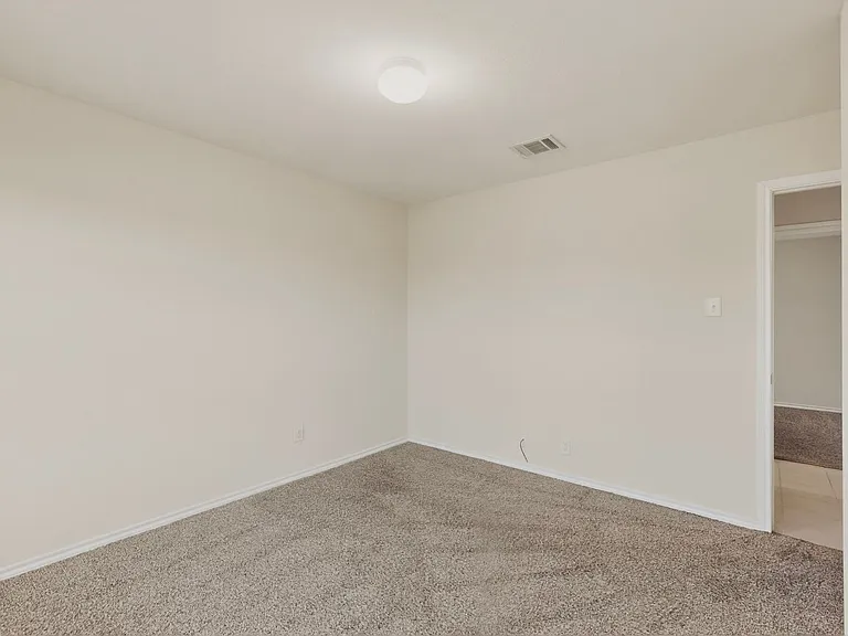 1901 Princeton Ave — Photo 27