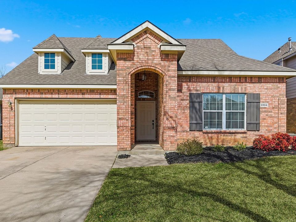 1st image of 5904 Meadowglen Dr