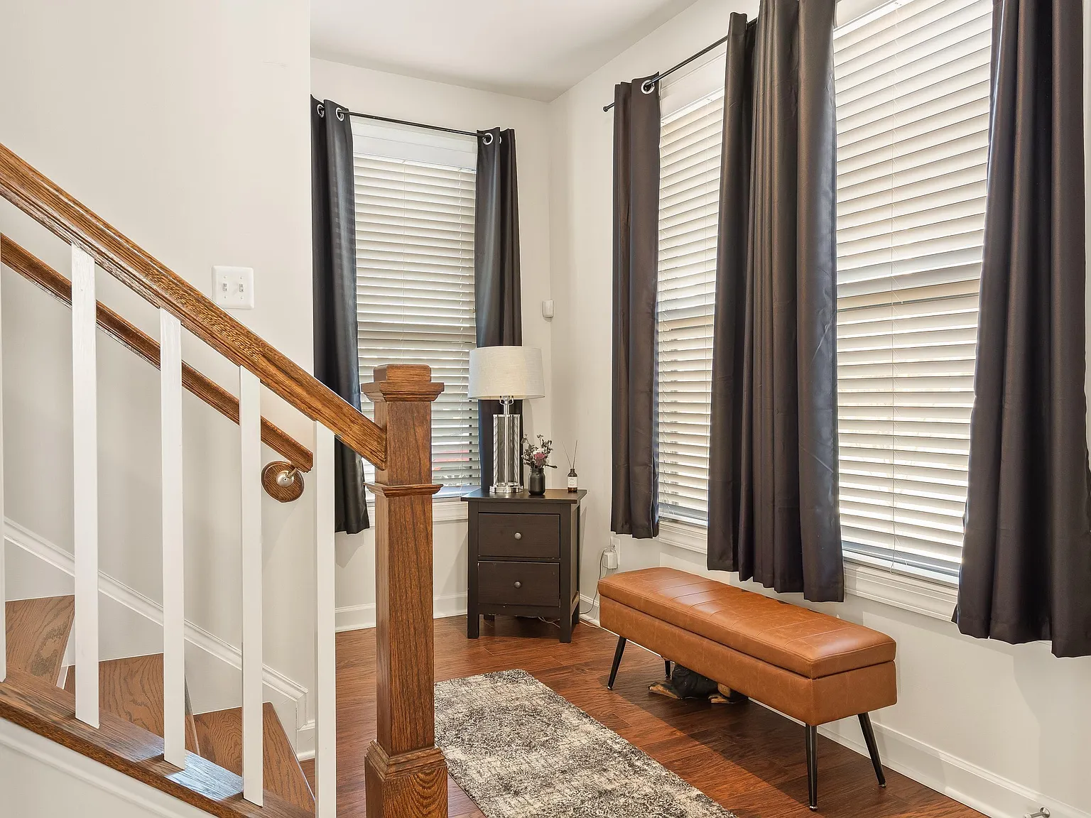 3 bed, 2.5 bath, 2024 sqft, $2,950 — Photo 3