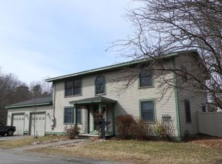 9 Prospect St, Merrimac, MA 01860