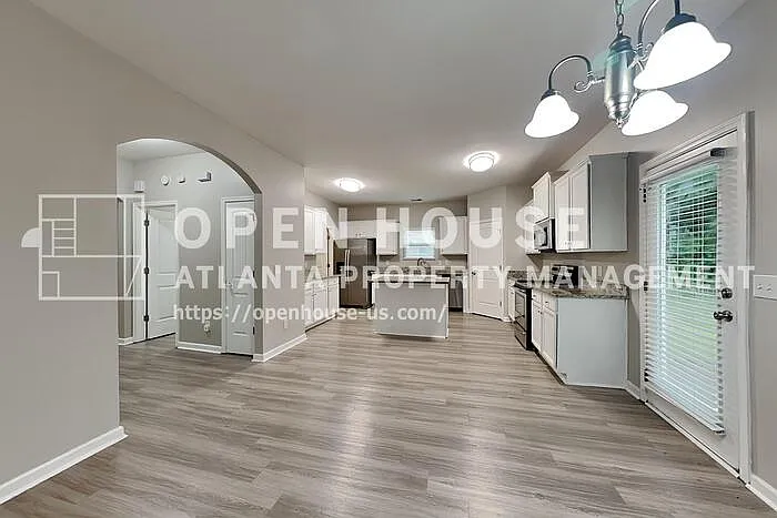 119 Spring Forrest Ln — Photo 6