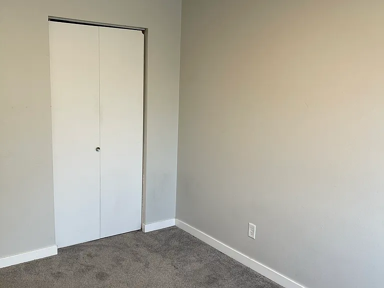 409 S Johnson St #6 — Photo 8