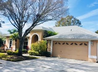9204 Woodbay Dr, Tampa, FL 33626