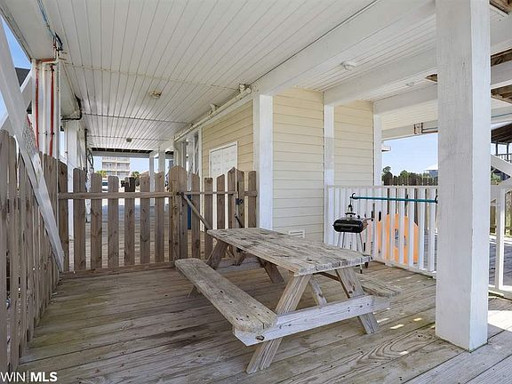 5th image of 1433 W Lagoon Ave