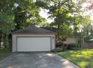 8085 Loch Lomond Ln, Jacksonville, FL 32244