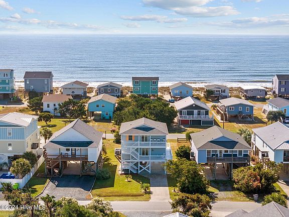 2nd image of 110 W Dolphin Drive