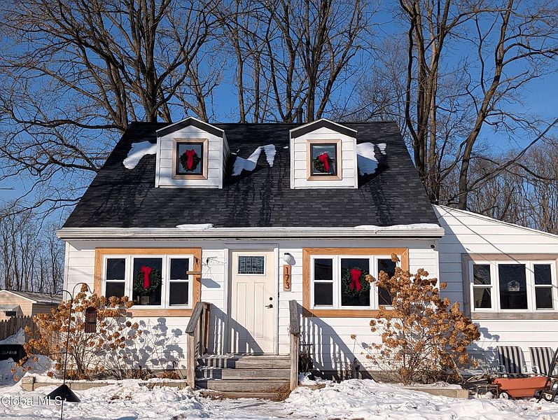 2nd image of 173 Ward Avenue