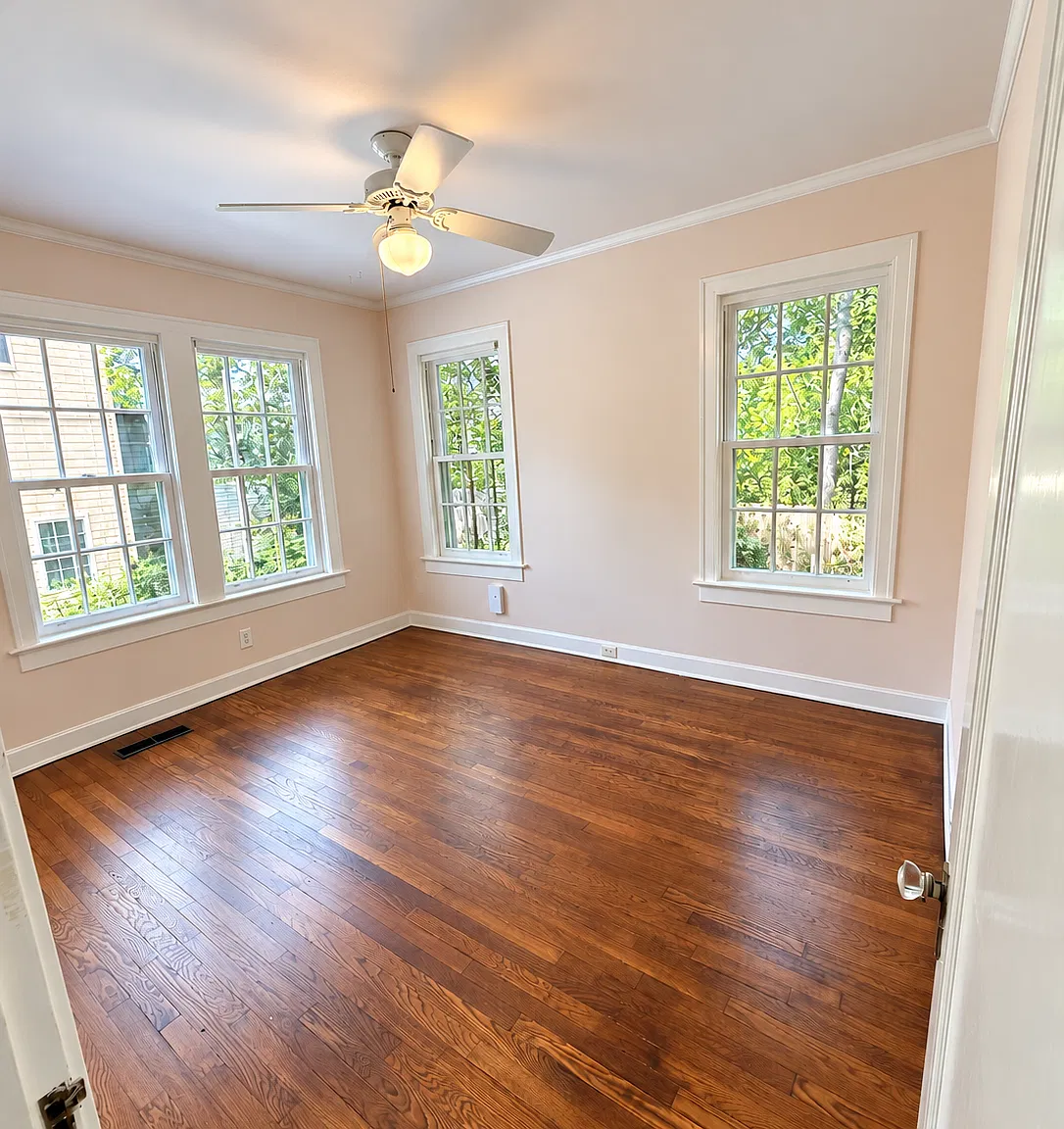 2 bed, 900 sqft, $2,700 — Photo 4