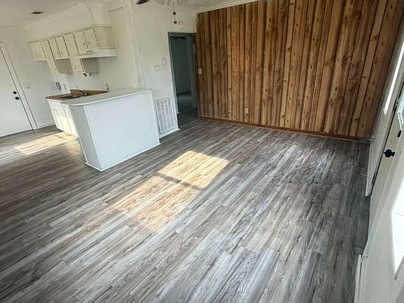 3rd image of 514 Morrell Blvd