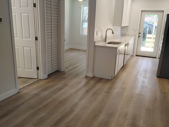 2nd image of 260 Camelia St