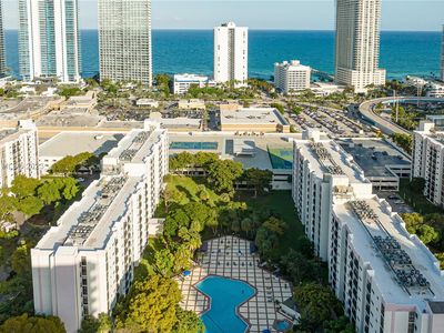 17021 N Bay Rd APT 819, Sunny Isles Beach, FL, 33160