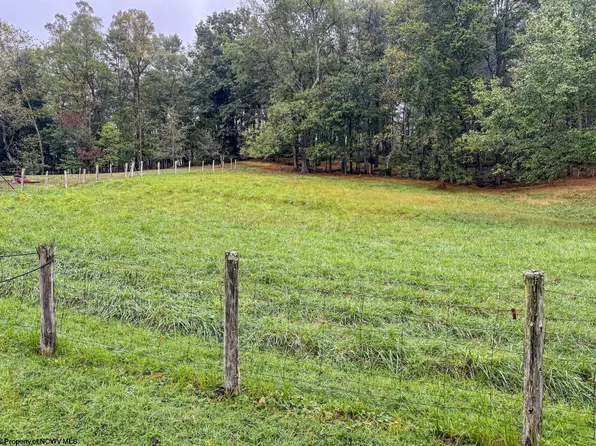 Fairview Rd, Farmington, WV 26571