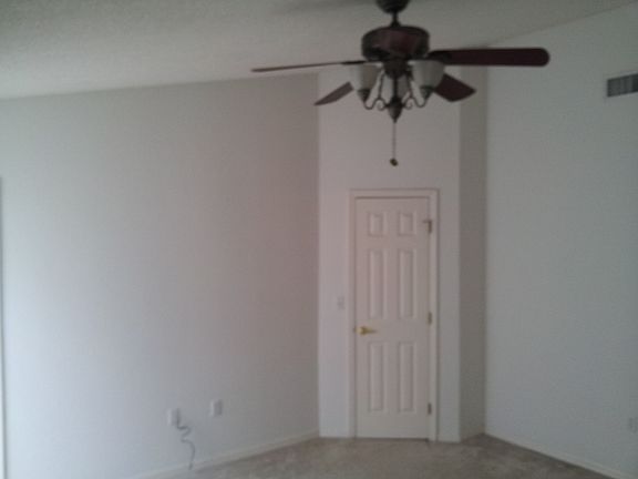 4th image of 8049 Ashley Pointe Dr