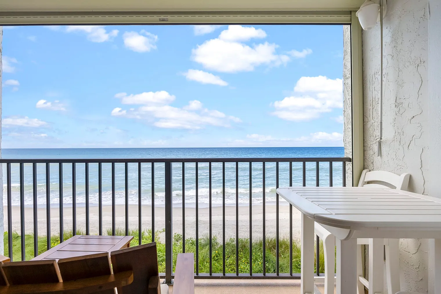 2 bed, 2.0 bath, 1194 sqft, $3,621 — Photo 4