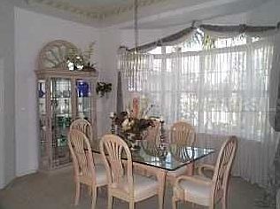 5th image of 32 Long Meadow Pl