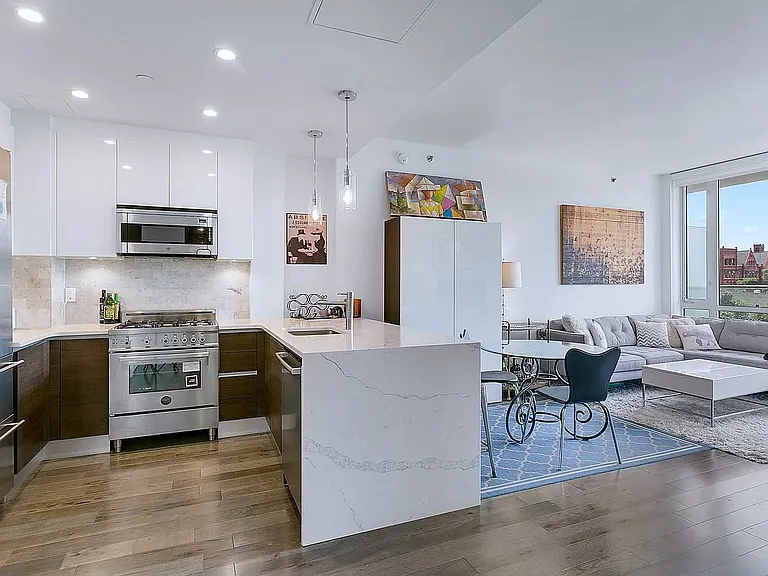 11-35 45th Ave #2A — Photo 3