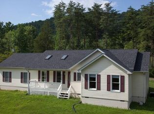 28 Tall Pines Dr, Stanardsville, VA 22973