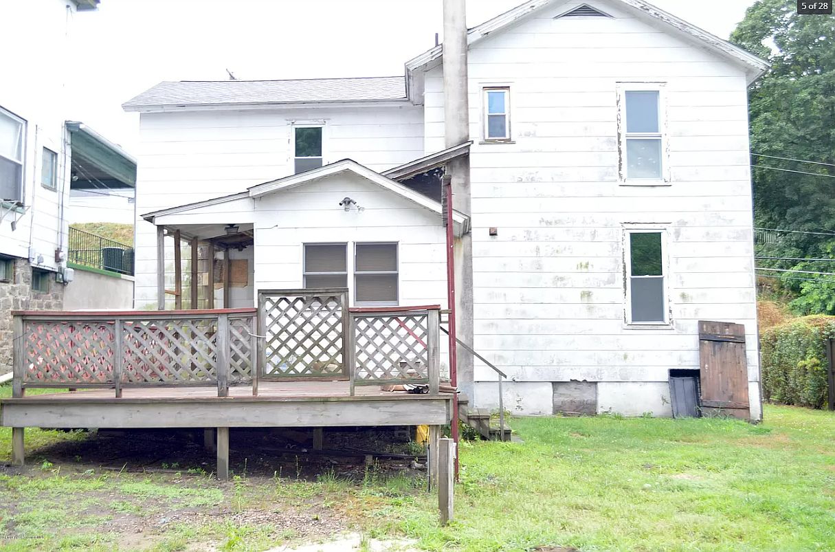 66 Market St 1, Pittston, PA 18640 Zillow