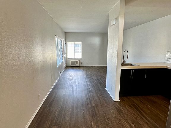 5th image of 4127 Idaho St APT H