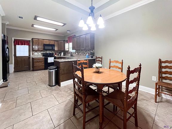 4th image of 2036 Falconcrest Dr