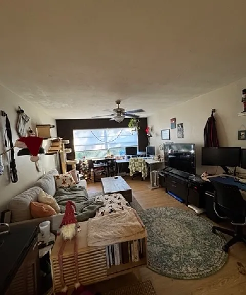 902 SW 7th Ave #2 — Photo 5