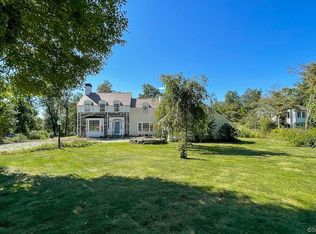 100 Whisconier Rd, Brookfield, CT 06804