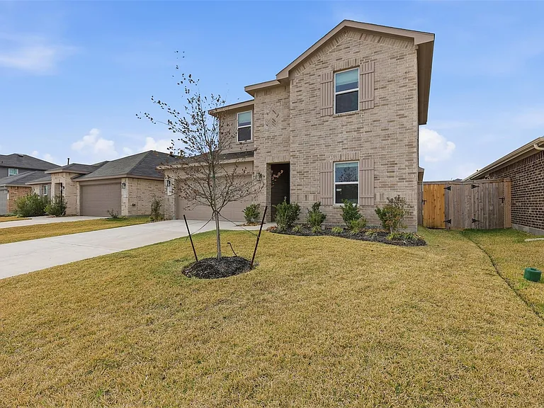 17719 Winfall Dr — Photo 5