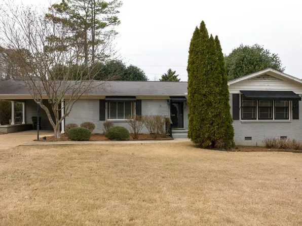 1504 Owens Dr SE, Huntsville, AL 35801