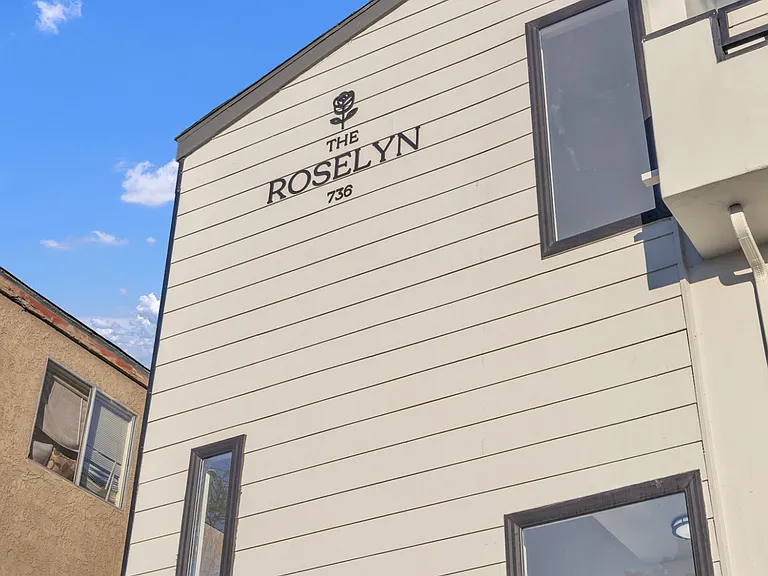 736 Rose Ave — Photo 7