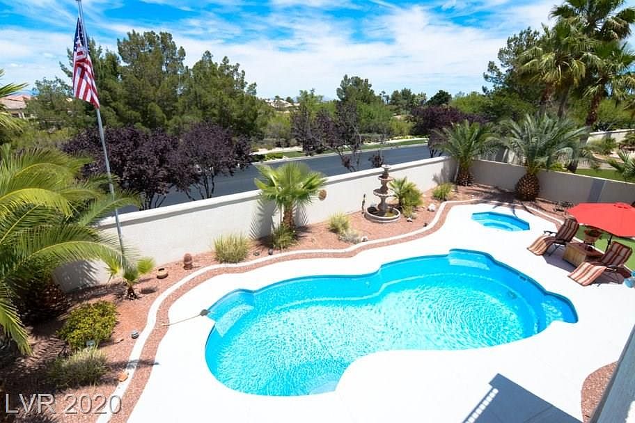 1st image of 1 Chateau Whistler Ct