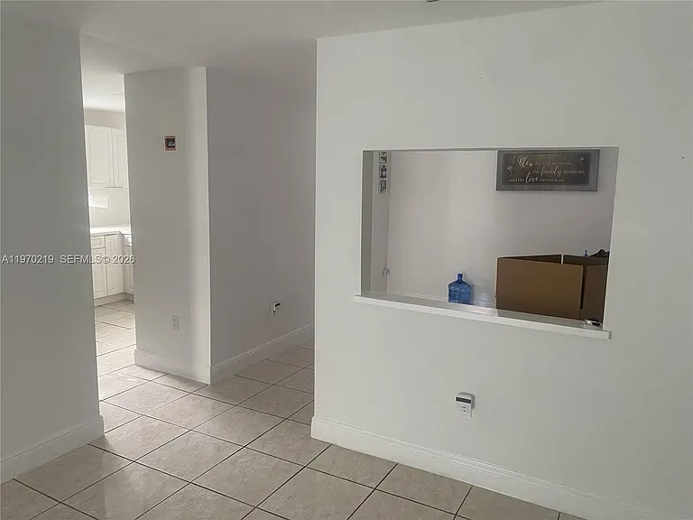 3251 SW 67th Ave — Photo 7
