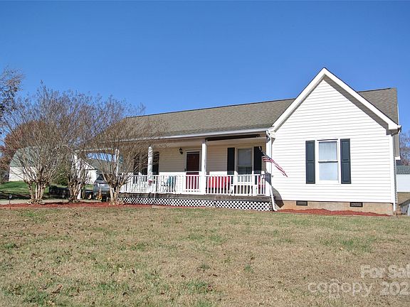 5th image of 225 McDade Rd