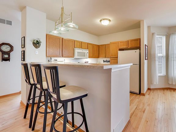 3rd image of 1821 Sebastian Dr