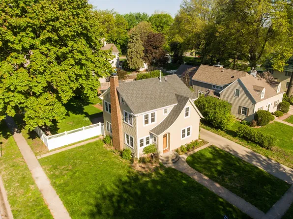 901 N B St, Indianola, IA 50125