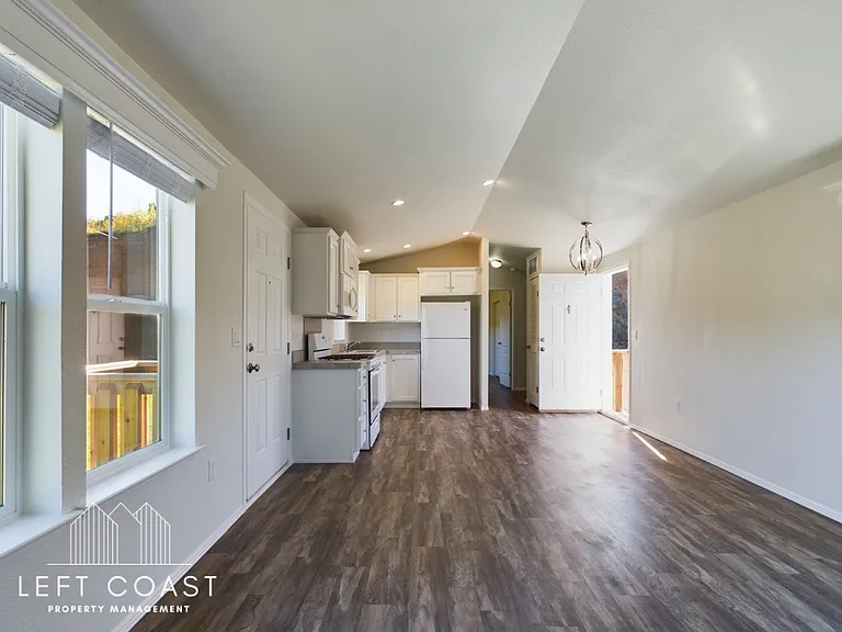 2368 Salmon River Hwy — Photo 29