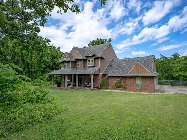 2805 Cardinal Creek Dr W, Harrah, OK 73045