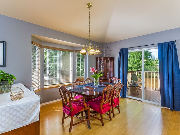 4th image of 9526 53rd Ave NE