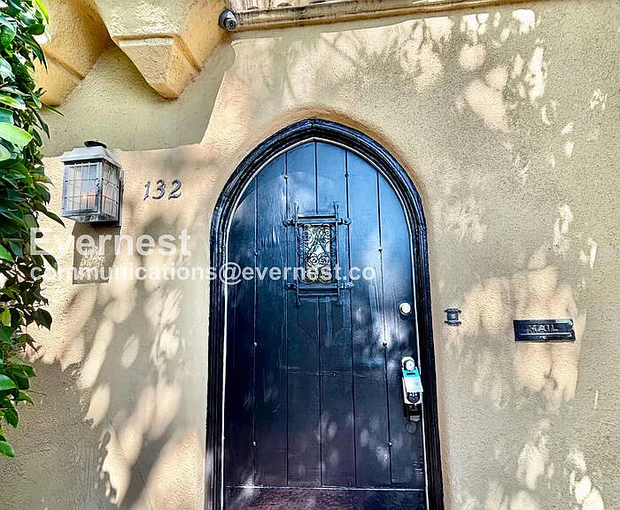 132 N Crescent Heights Blvd — Photo 3