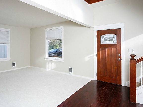3rd image of 6118 S Thompson Ave
